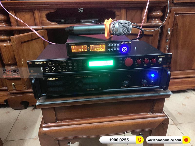 Dàn karaoke gia đình anh Thoan