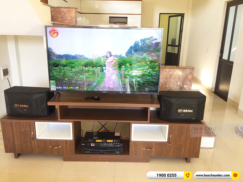 D&agrave;n karaoke gia đ&igrave;nh chị Tuyết