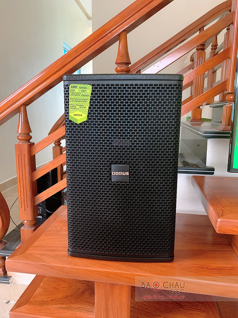 Dàn karaoke gia đình anh Cường 