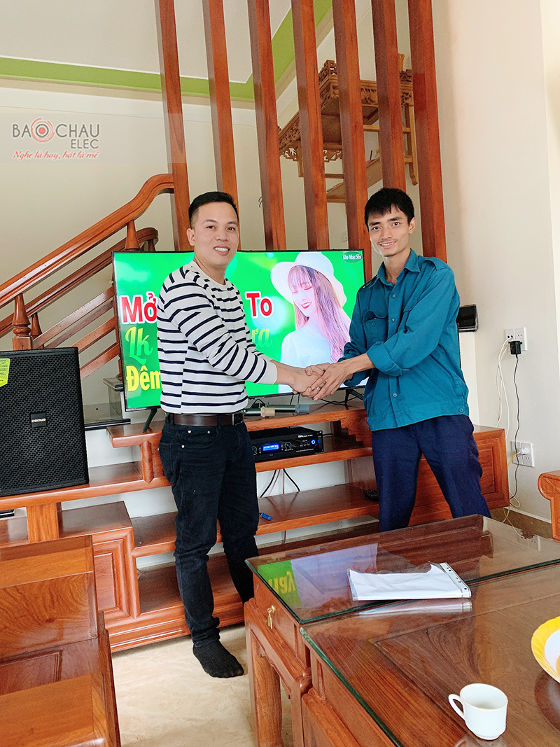 Dàn karaoke gia đình anh Cường h4