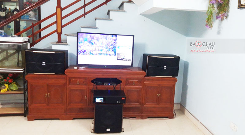 Dàn karaoke gia đình anh Giao h4