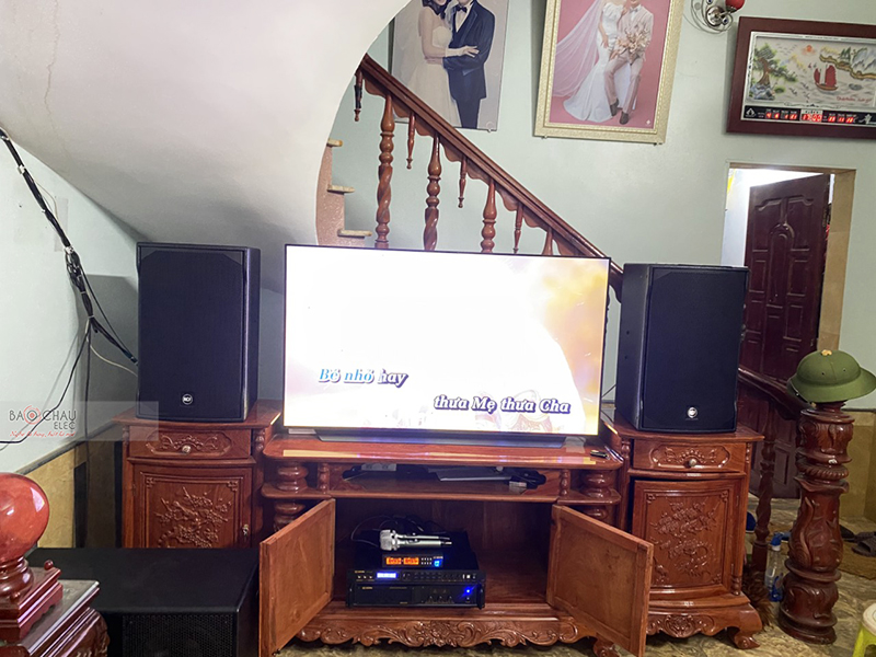 D&agrave;n karaoke gia đ&igrave;nh anh hướng h4