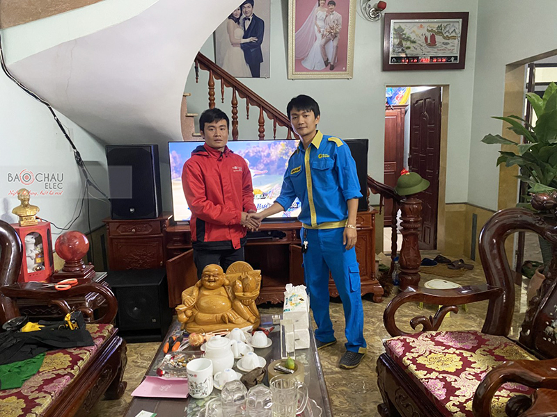 Dàn karaoke gia đình anh hướng h5