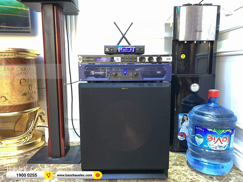 Dàn karaoke gia đình anh Thinh