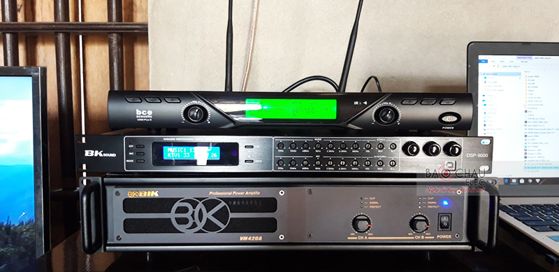 Dàn karaoke gia đình anh Thuận h3