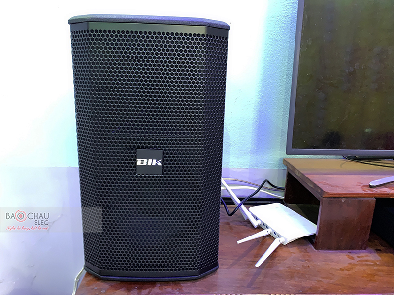 Dàn karaoke gia đình anh Tùng h1