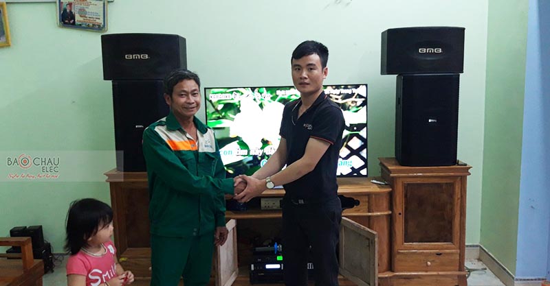 Dàn karaoke gia đình anh Tùng h5