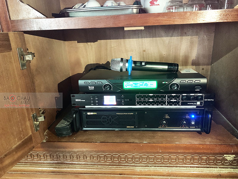 Dàn karaoke gia đình chị Hằng h3