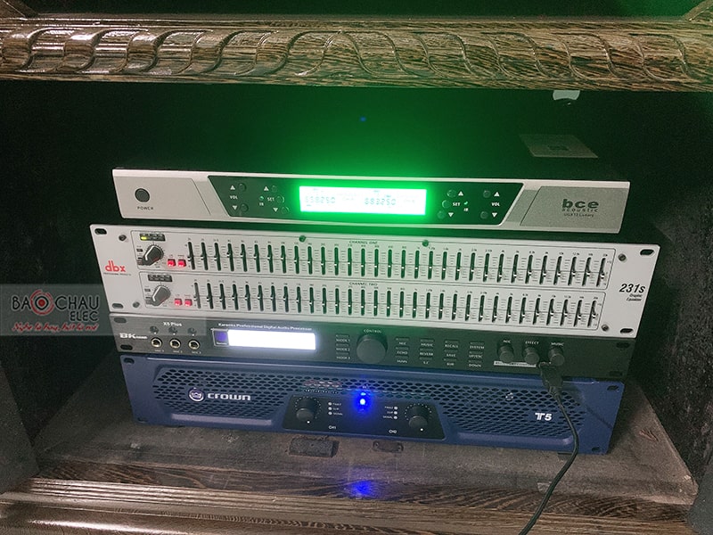 Dàn karaoke gia đình chị Lưu
