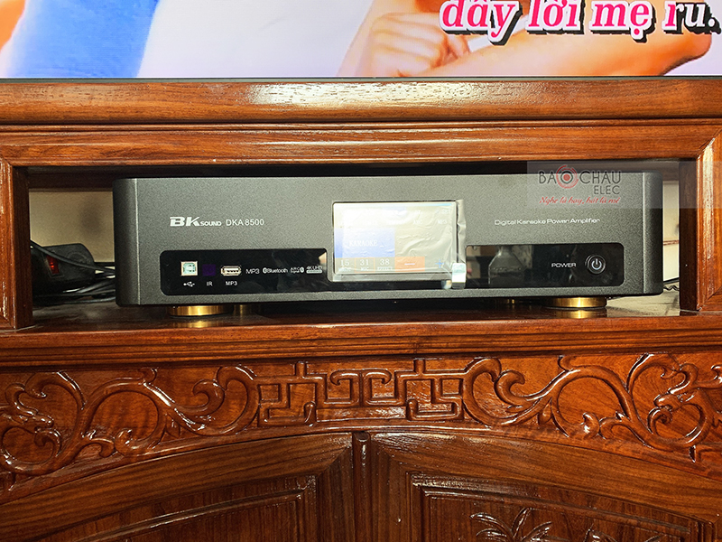 D&agrave;n karaoke gia đ&igrave;nh chị Thanh h2