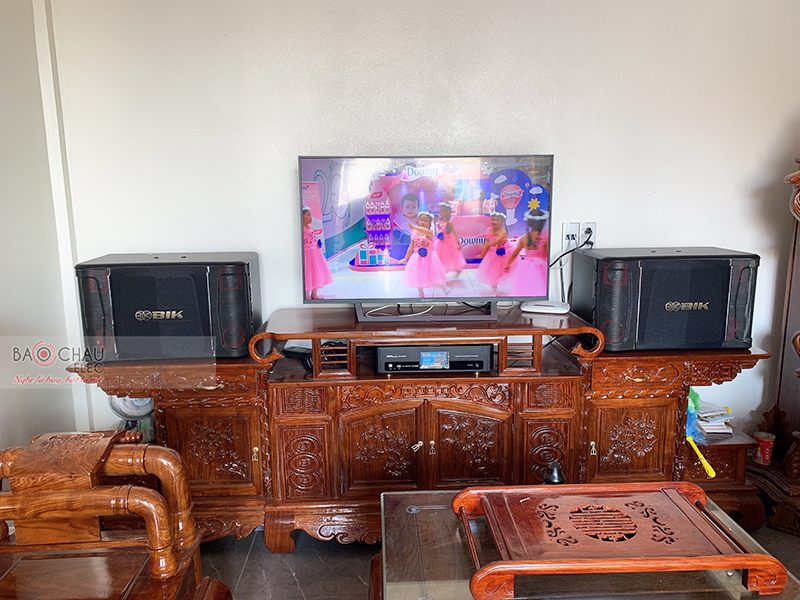 D&agrave;n karaoke gia đ&igrave;nh chị Thanh h3