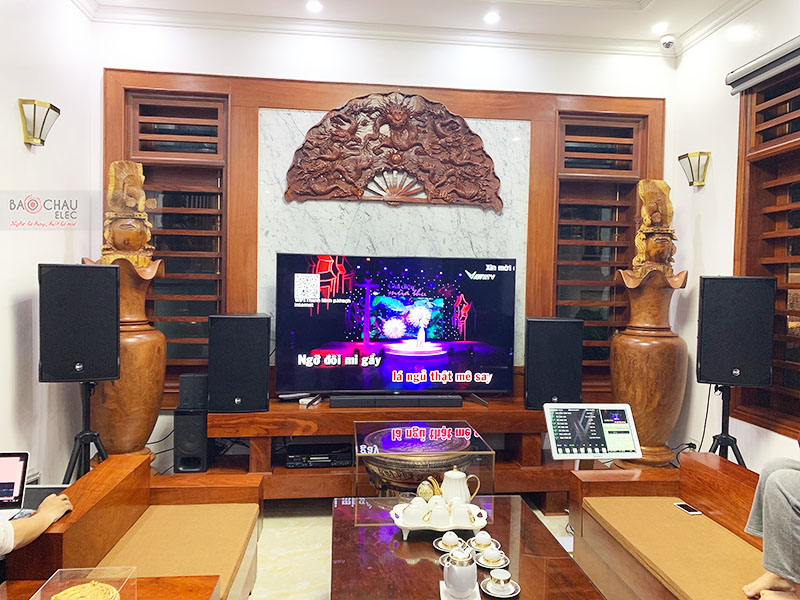 Dàn karaoke gia đình chú Minh tại Thanh Hóa