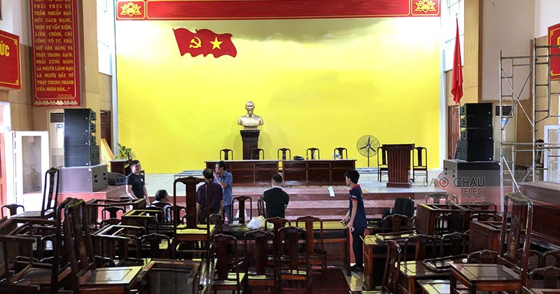 Lắp đặt d&agrave;n &acirc;m thanh line Array cho hội trường