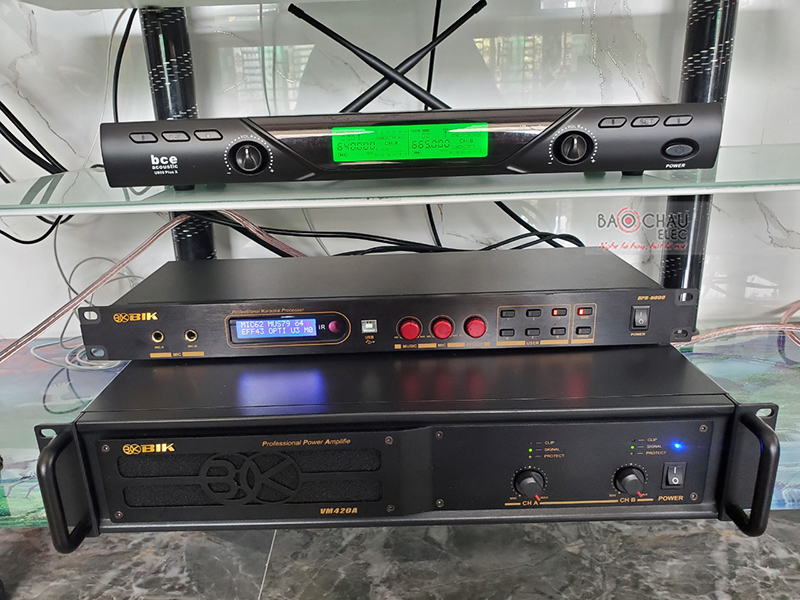 Dàn karaoke gia đình anh Nath h3