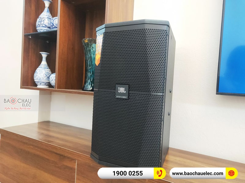 Dàn karaoke gia đình anh Ngọc