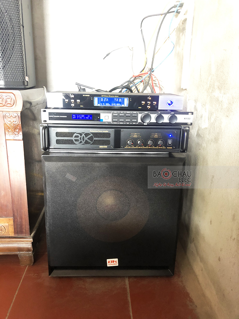 Dàn karaoke gia đình anh Việt h4