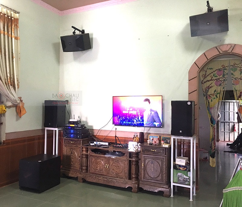 C&ocirc;ng tr&igrave;nh lắp đặt loa RCF cho d&agrave;n karaoke gia đ&igrave;nh h6