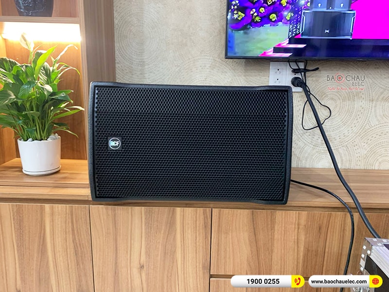 D&agrave;n karaoke gia đ&igrave;nh anh S&aacute;ng