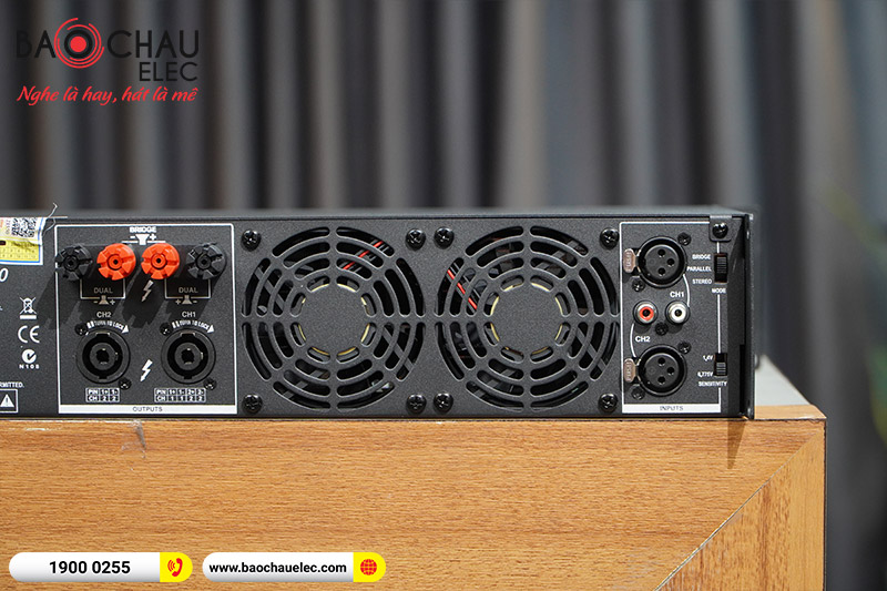 Cục đẩy Crown XLi3500