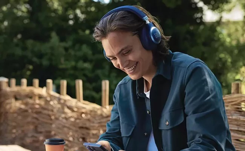Tai nghe JBL Live 770NC 