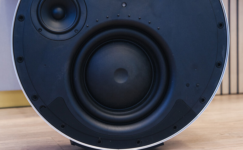 loa B&O Beosound EDGE