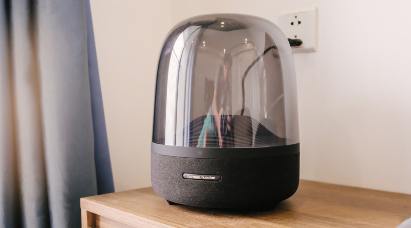 Loa Harman Kardon Aura Studio 3