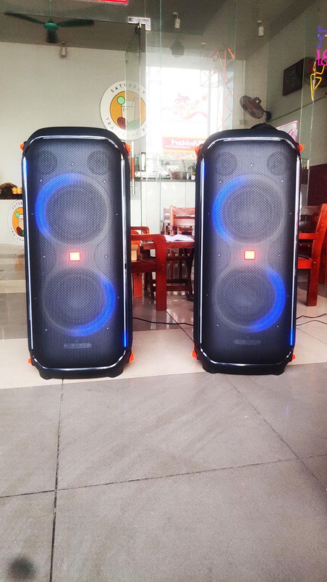 Loa JBL PartyBox 710