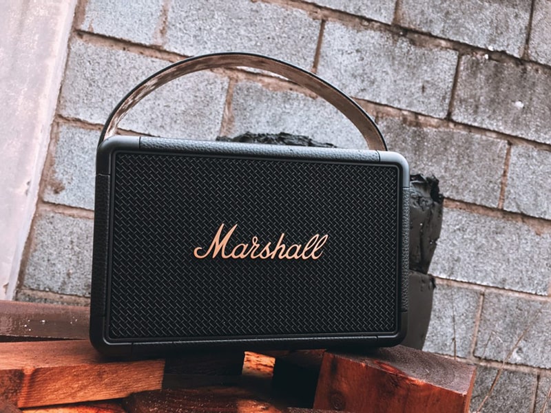 Loa Marshall Kilburn 2 Black Brass