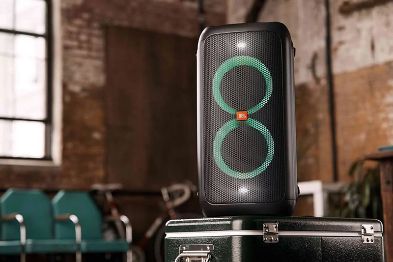 Thiết kế loa bluetooth JBL đẹp mắt