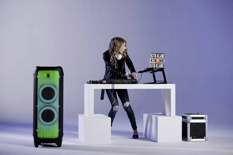 Loa JBL PartyBox 1000 cho &acirc;m thanh mạnh mẽ