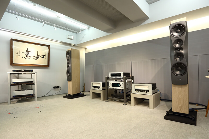 loa dynaudio confidence 60