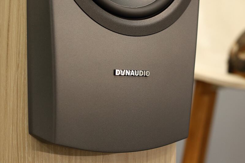 loa dynaudio confidence 60