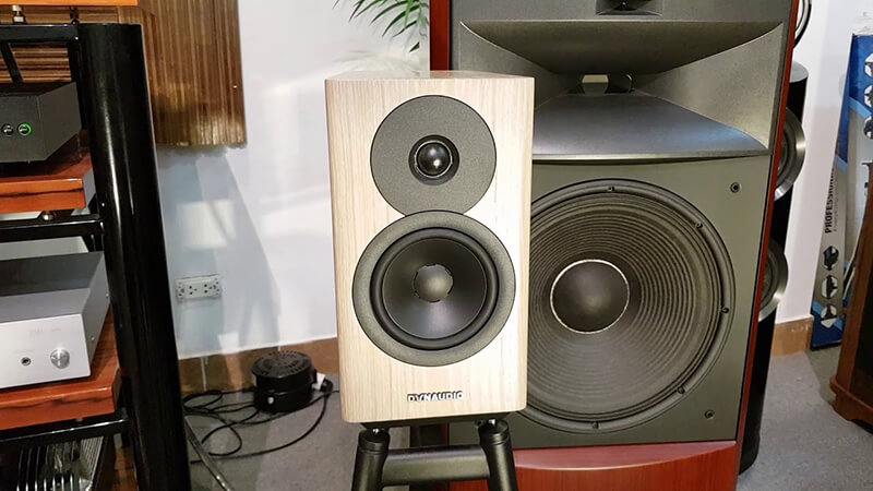 loa dynaudio evoke 10