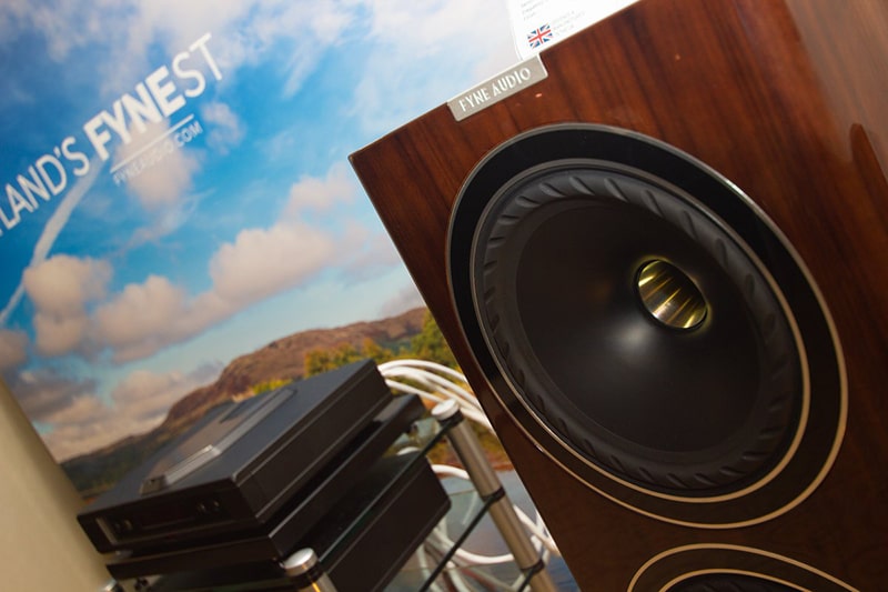 Loa Fyne Audio F703