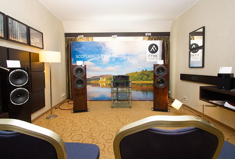Loa Fyne Audio F703