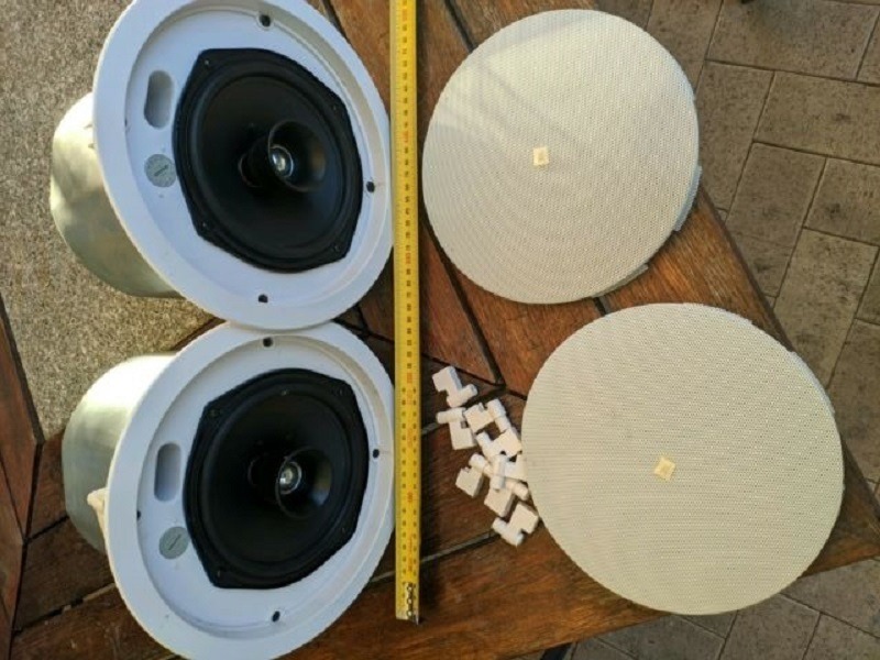 Loa &acirc;m trần JBL Control 26CT