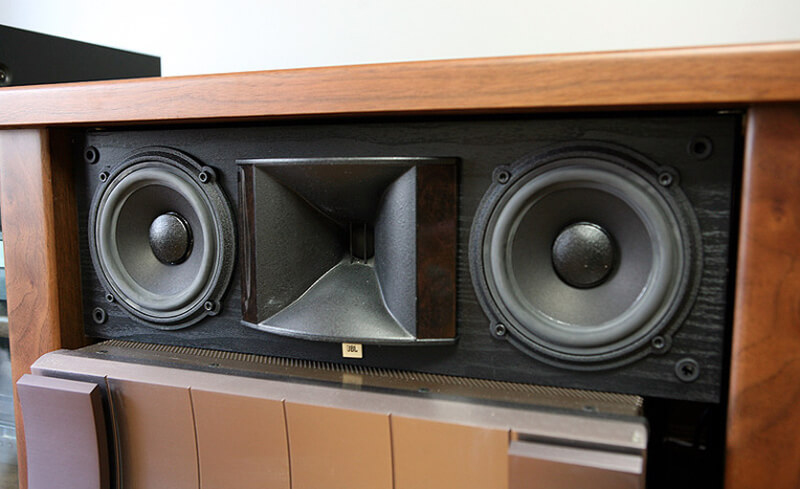 Loa center JBL HT4H