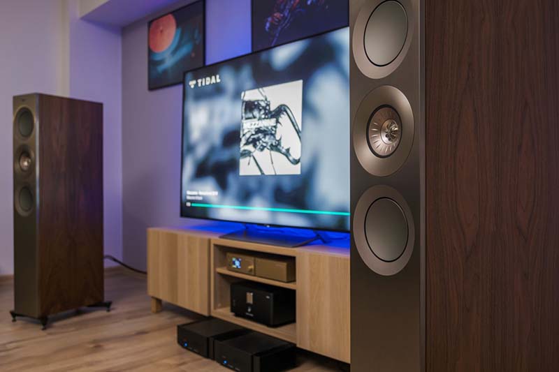 Loa KEF Reference 3 Meta