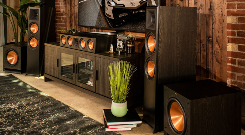 Loa nghe nhạc Klipsch RP-8000F thiết kế dạng loa c&acirc;y sang trọng