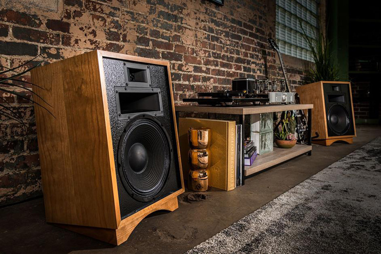 Loa Klipsch Heresy III thiết kế sang trọng