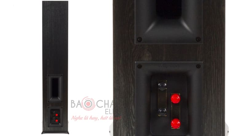Mặt sau loa Klipsch RP-5000F trang bị lỗ thông hơi và cổng kết nối