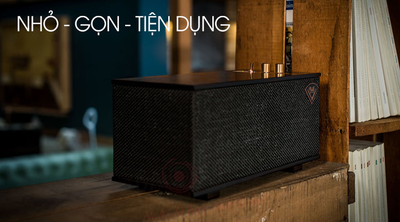 Loa Klipsch The One Ebony nhỏ gọn, dễ d&agrave;ng bố tr&iacute; trong nhiều kh&ocirc;ng gian kh&aacute;c nhau