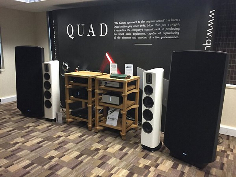 Loa nghe nhạc Quad Z4
