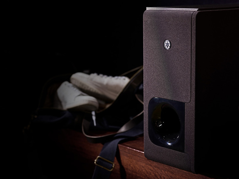 Loa soundbar Yamaha YAS-209 trang bị loa sub trầm hỗ trợ âm bass uy lực 