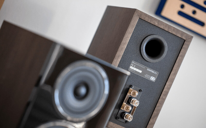 Loa Wharfedale Diamond 12.1