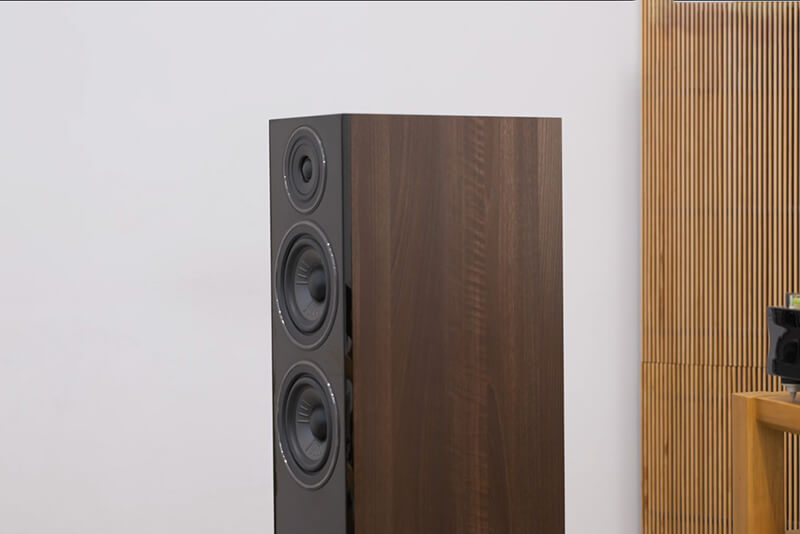 Loa Wharfedale Diamond 12.4