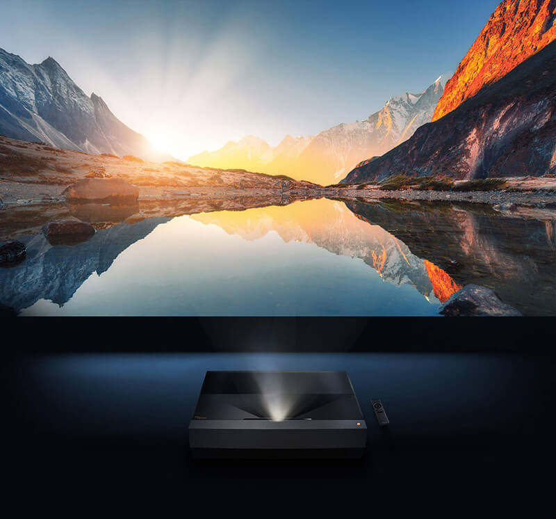 Máy chiếu 4K siêu gần Optoma CinemaX Pro
