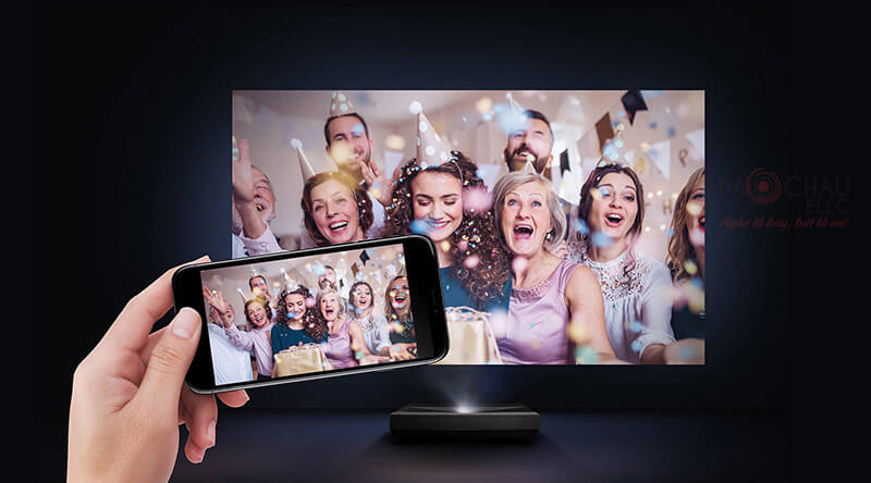 Máy chiếu 4K siêu gần Optoma CinemaX Pro