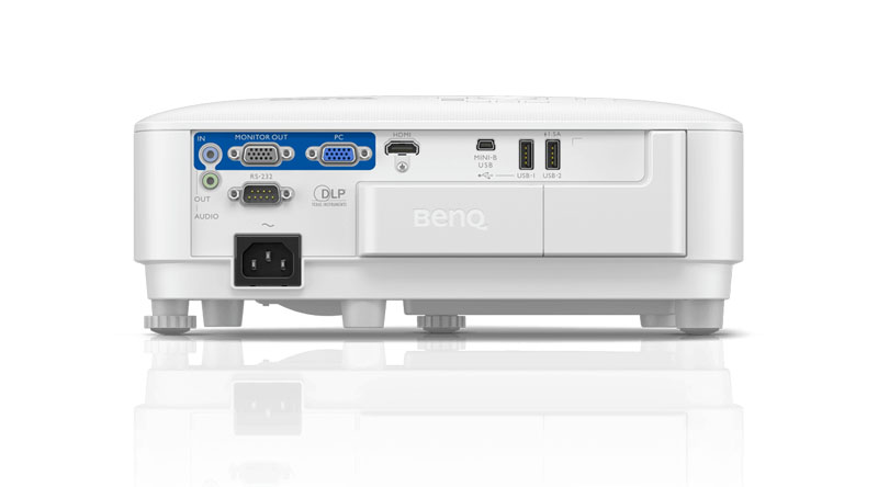 Máy chiếu BenQ EX600 với hệ thống cổng kết nối tiện lợi