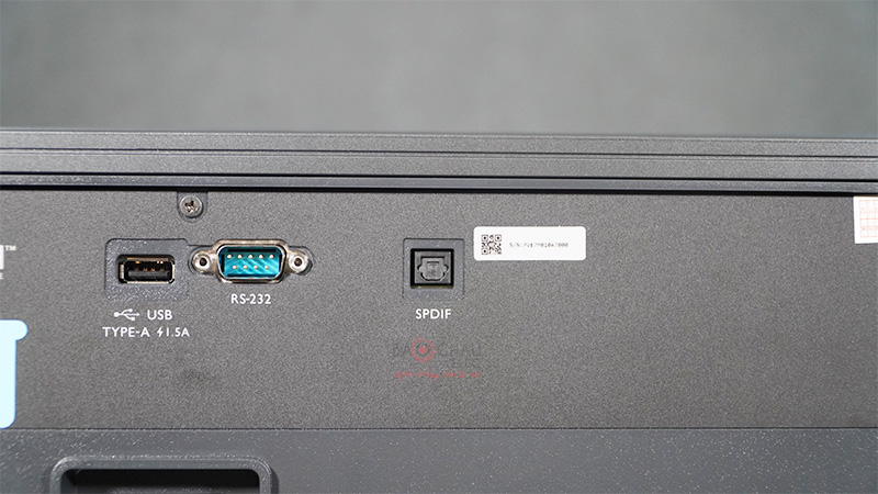 M&aacute;y chiếu BenQ V7050i
